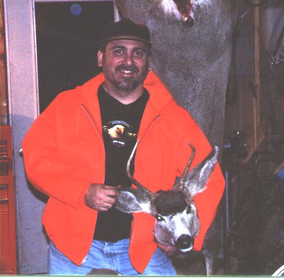 img/fun/Hunting/2002-Jon-Mule-2ptB.jpg