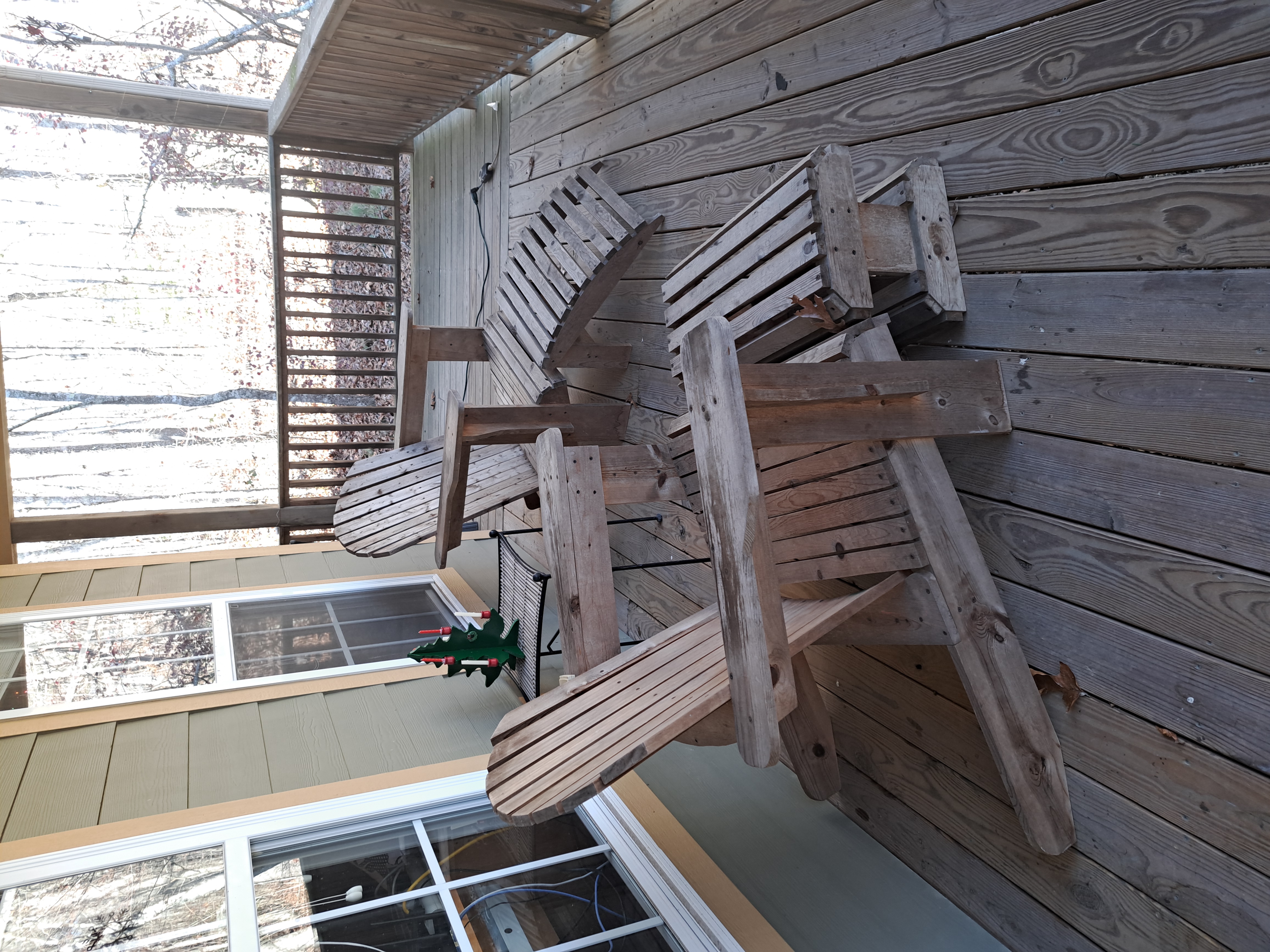 img/fun/Woodworking/chairs_20241223_124138.jpg